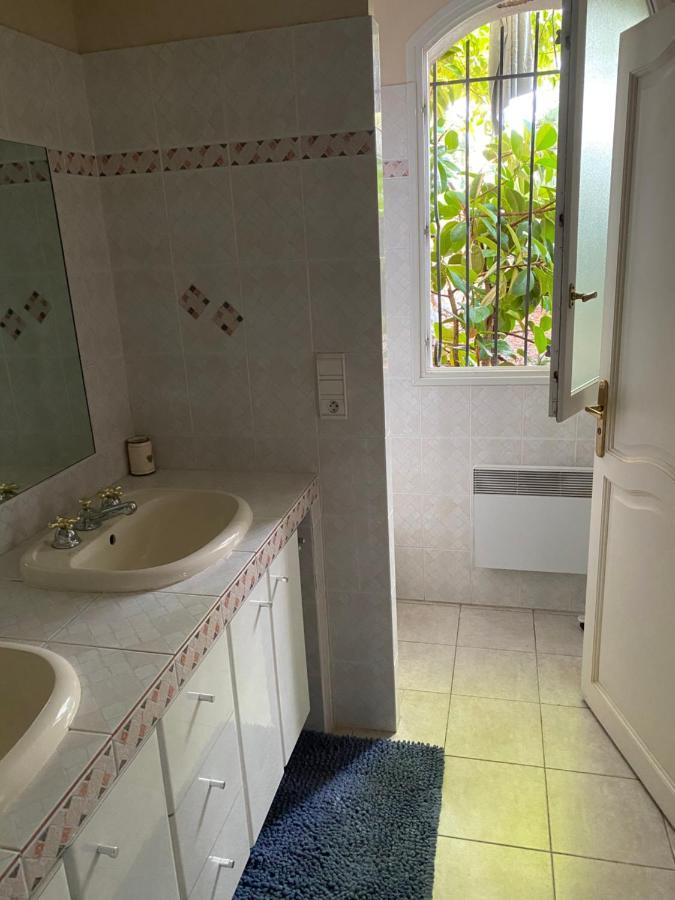 Chambre Spacieuse Independante Dans Villa Plus Parking Privee Le Cannet Kültér fotó